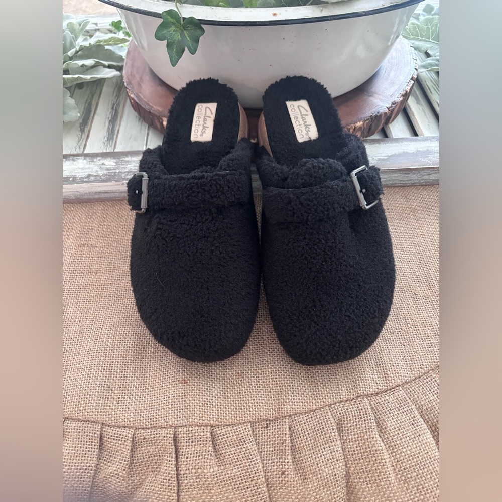 CLARKS BRYNN SLIDE MULE